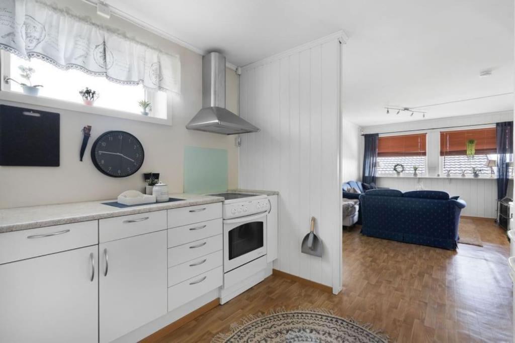 Apartment, 4Km Fra Tromsosentrum. Flyplass 1.71Km. Esterno foto