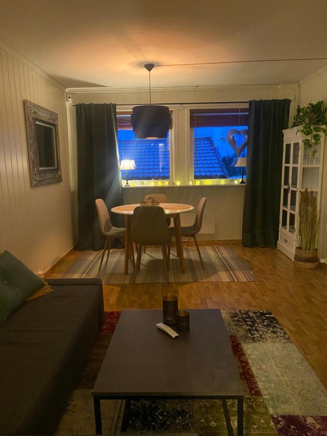 Apartment, 4Km Fra Tromsosentrum. Flyplass 1.71Km. Esterno foto